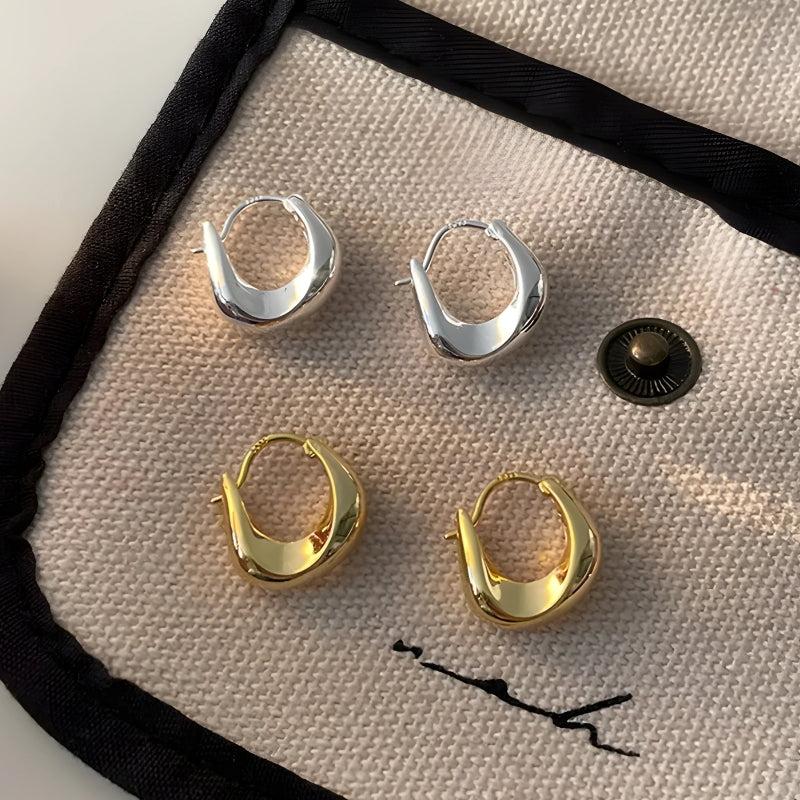 Minimal Hoop Earrings