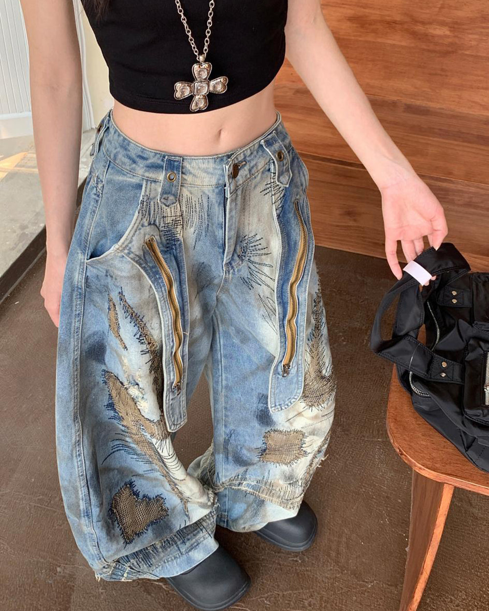 Vintage-Style Oversized Sketch Jeans